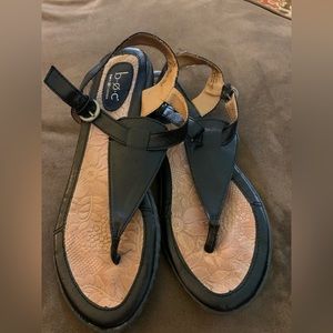 B.o.c. Sandals - black -size 8